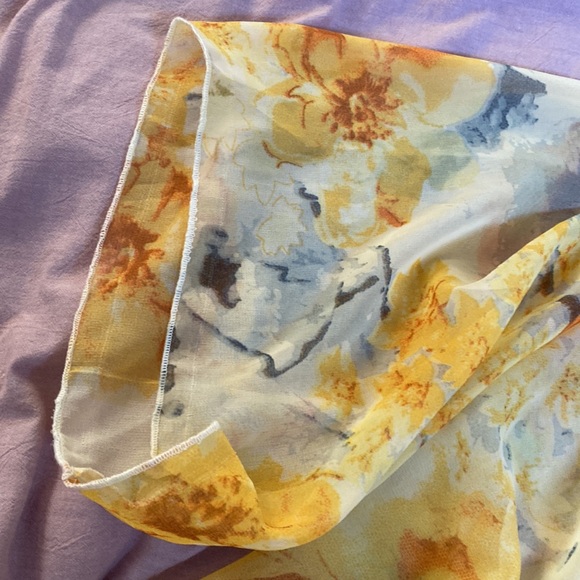 Beach coverup - Picture 9 of 9